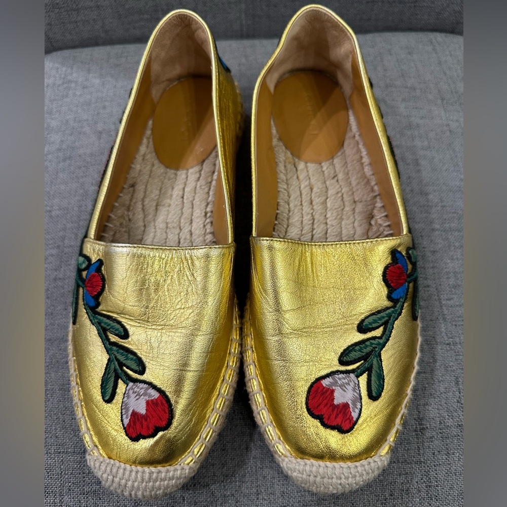 Gucci gold espadrilles- size 6